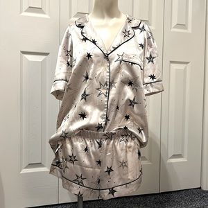 NWOT Victoria’s Secret Stars Satin Short Sleeve & Shorts Pajama Set